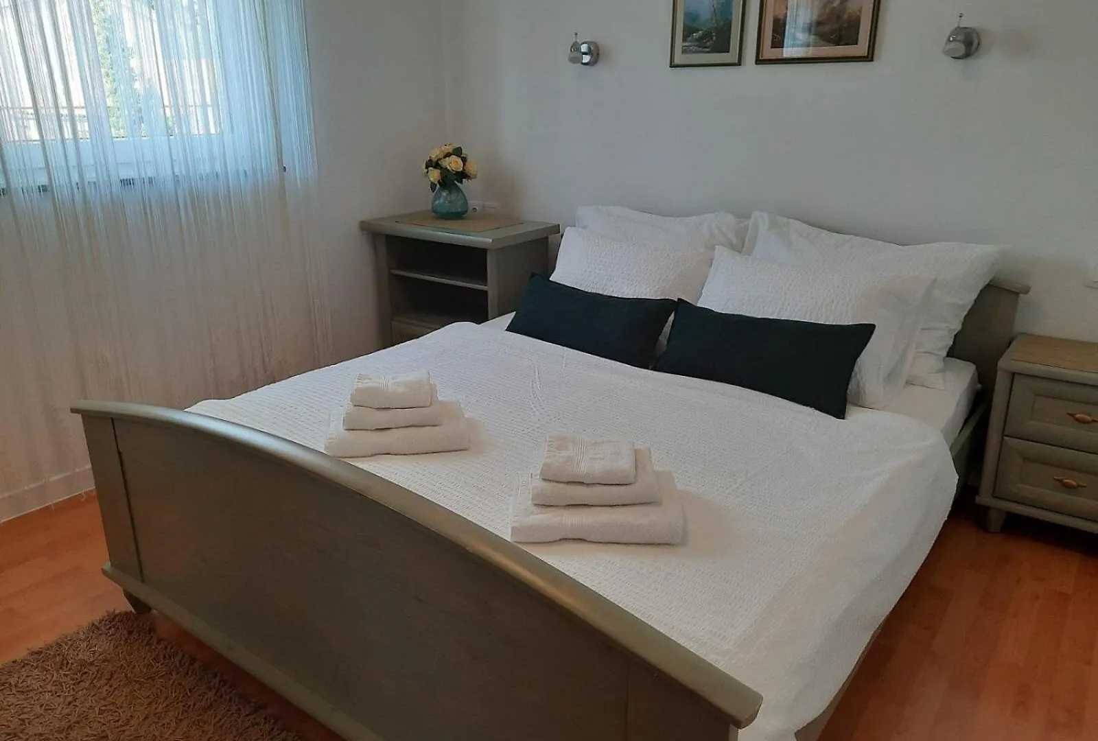 Apartments Pekera Selce