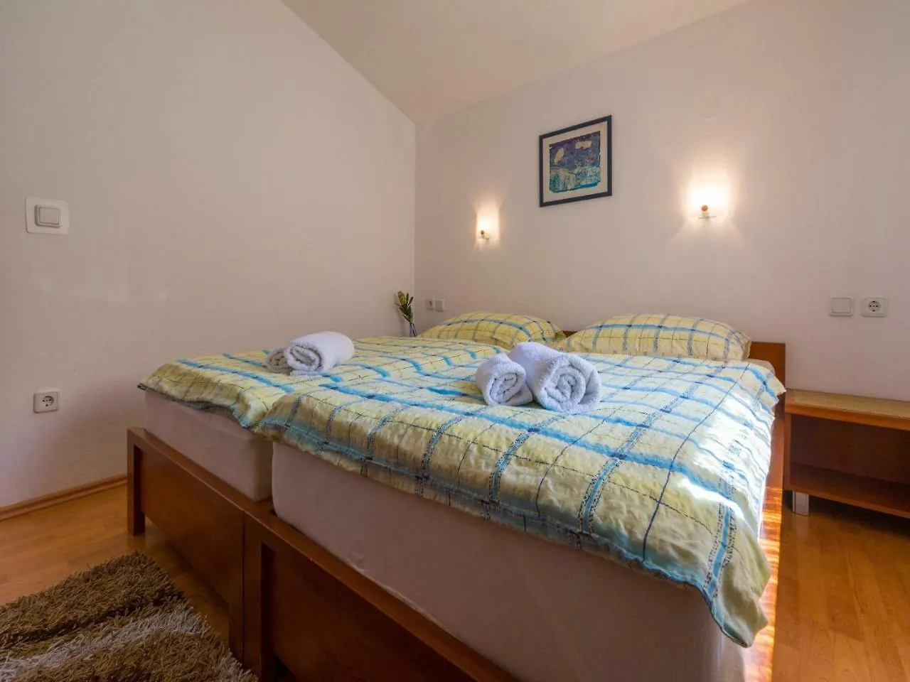 Apartments Pekera Selce