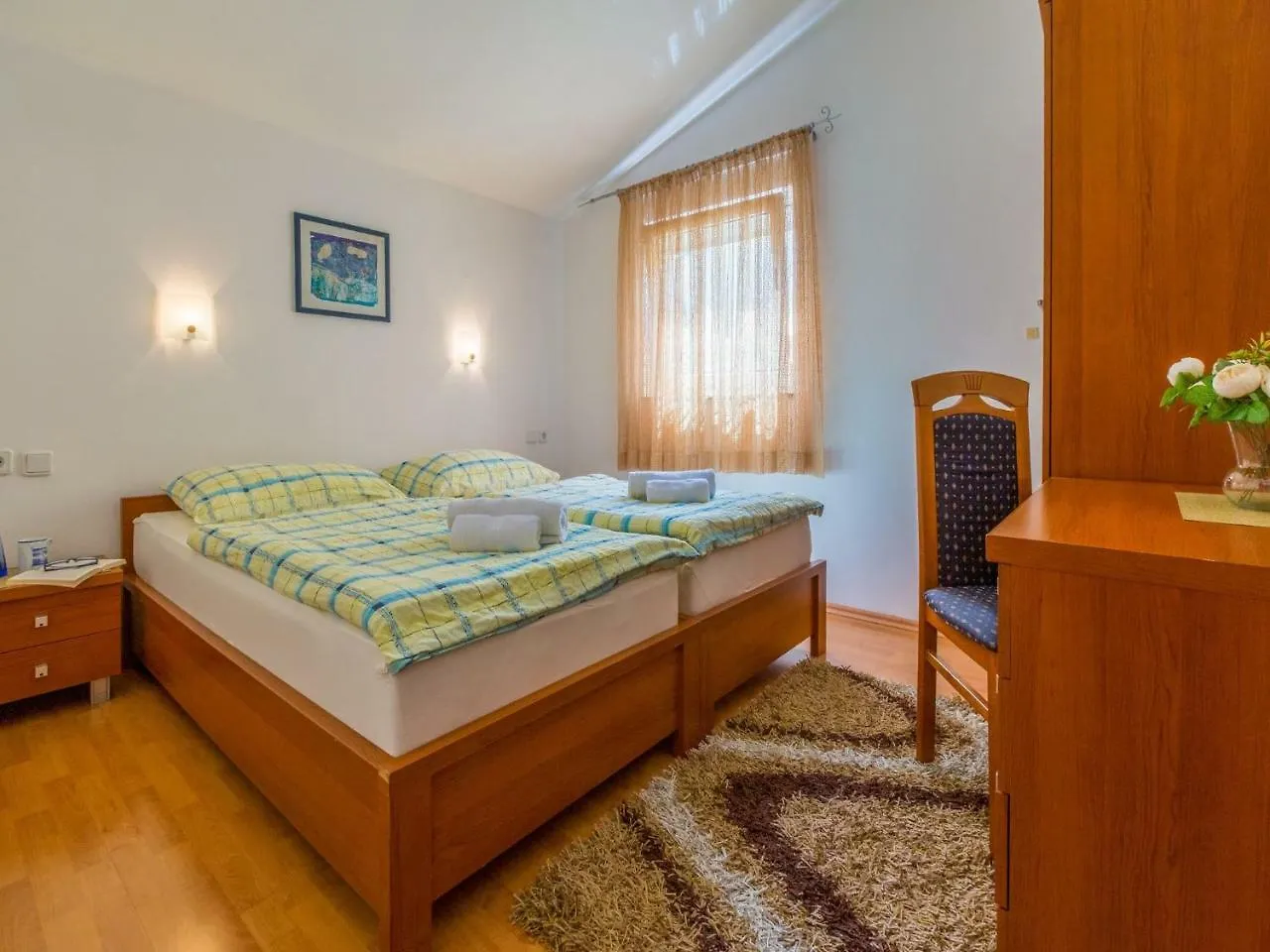 Apartments Pekera