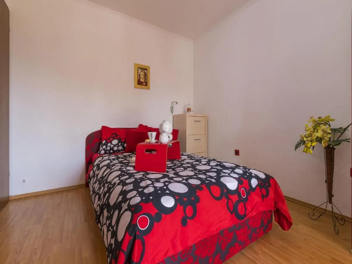 Apartments Pekera Selce